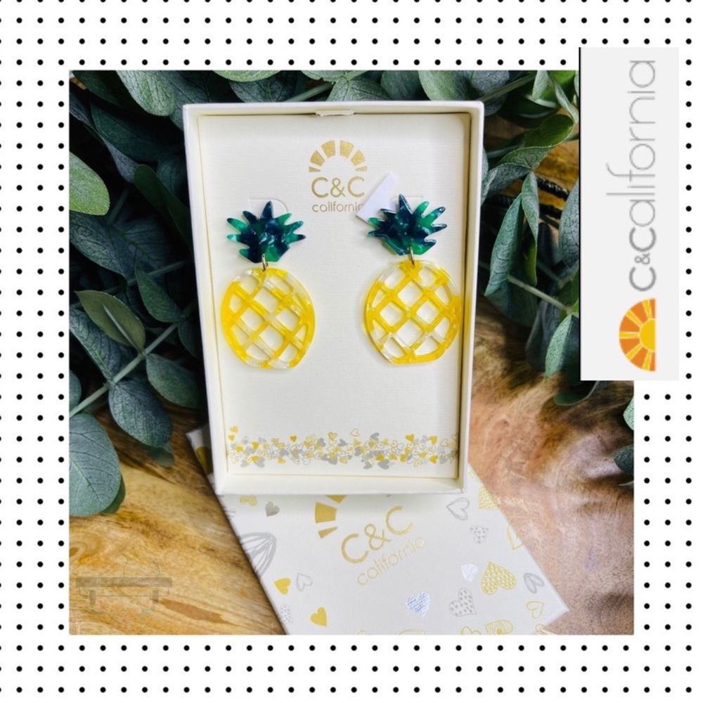 NWT C&C California - Pineapple Dangle Earrings